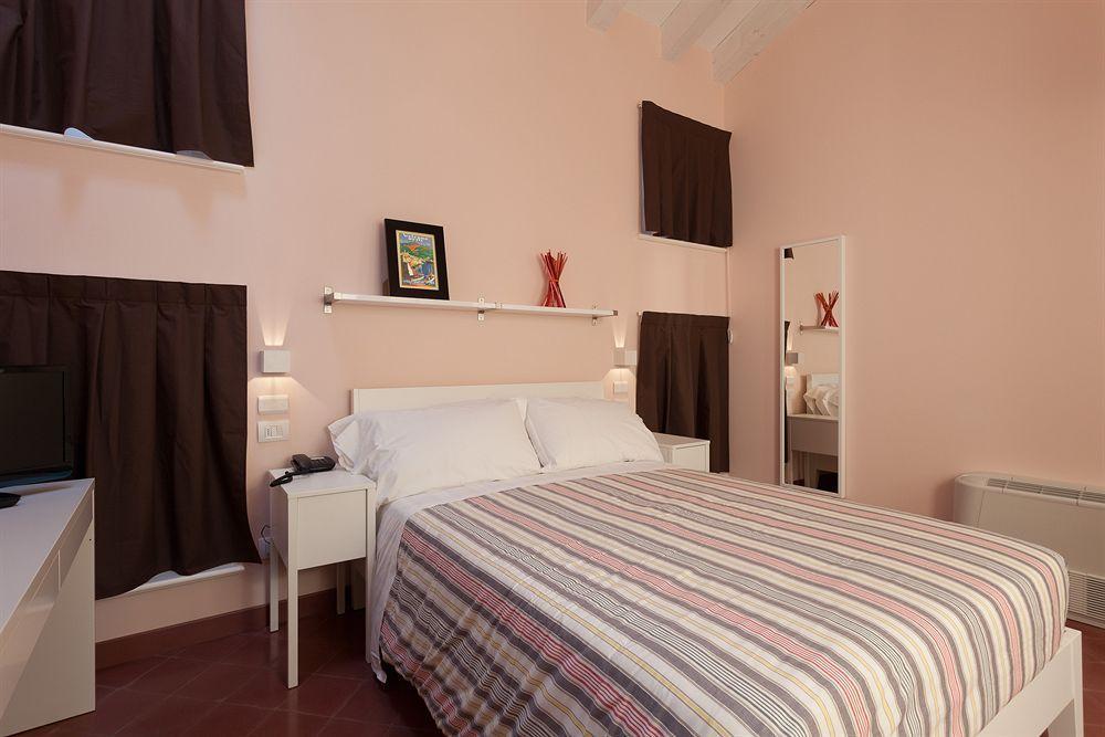 Hotel Forlanini 52 Parma
